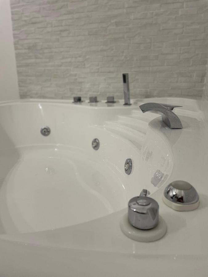 Rosa Dei Venti Apartment カターニア エクステリア 写真